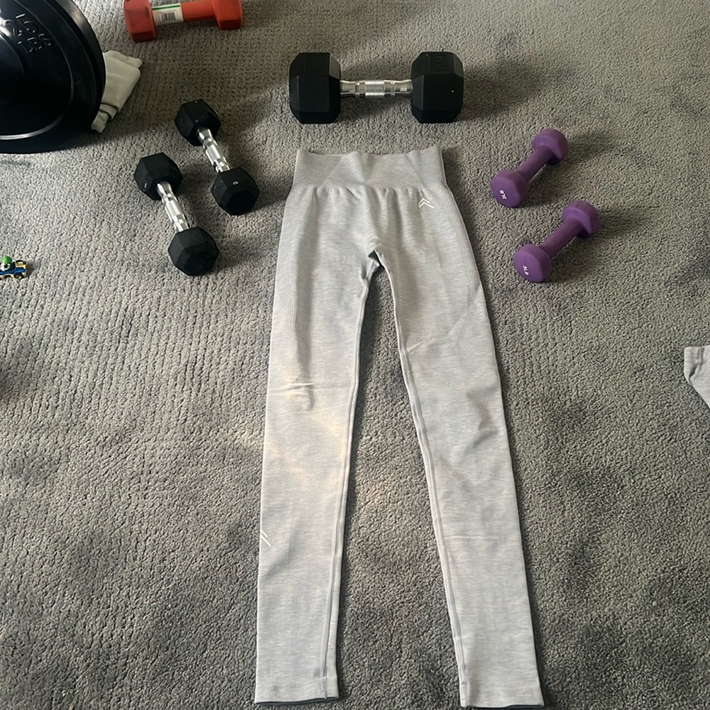 Oneractive Seamless Leggings 1.0 first collection, Ice grey marl.